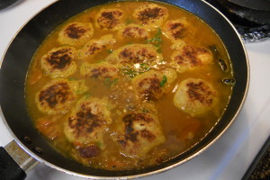 Green Plantain Curry or Kaach Kolar Kofta 